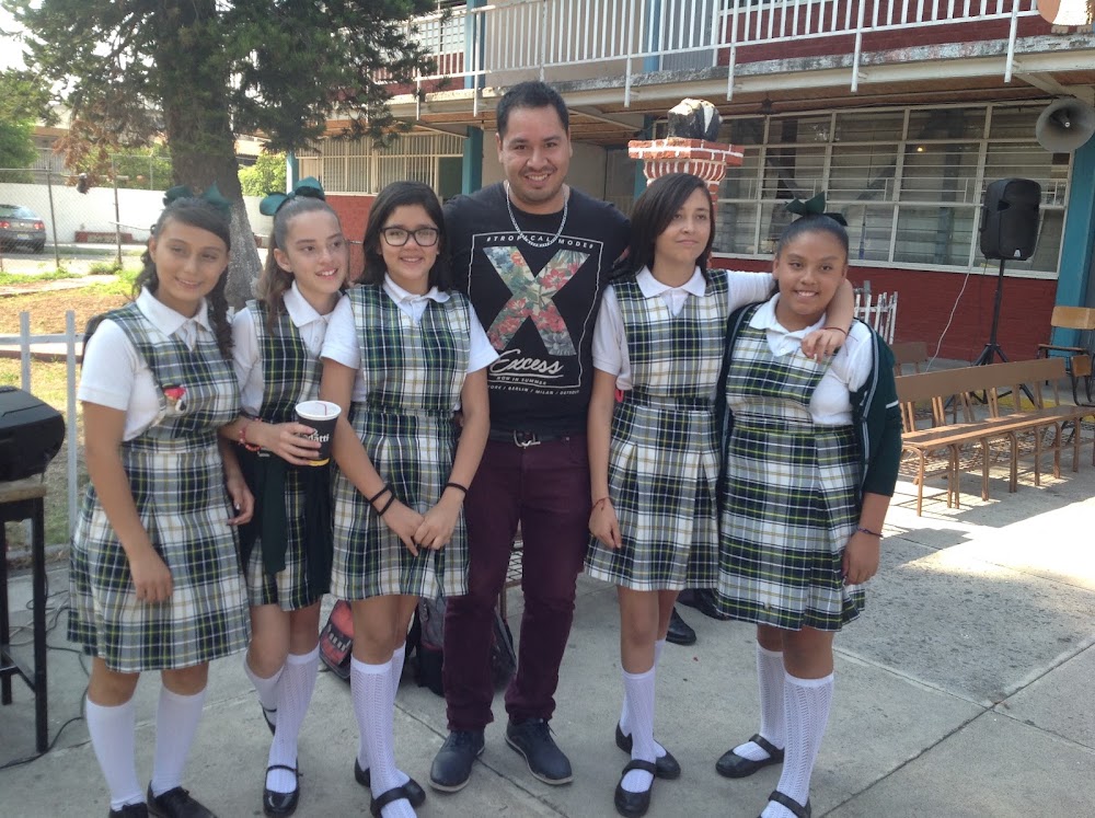 Cooperativa Escuela Emma Godoy Urbana 522, cafetería en Guadalajara, Jalisco