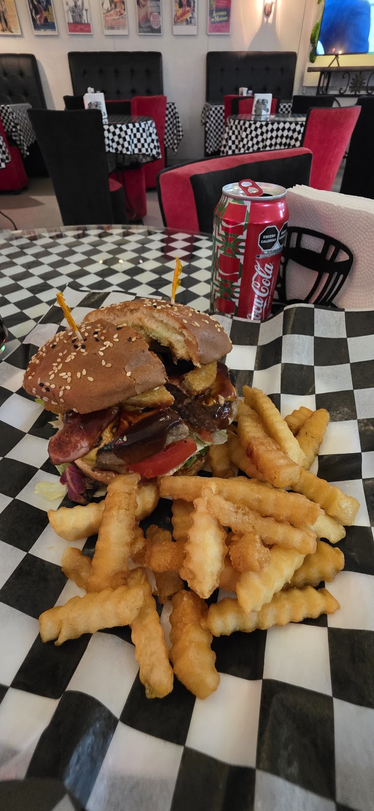 Charlies Cafe, cafetería en Guadalajara, Jalisco