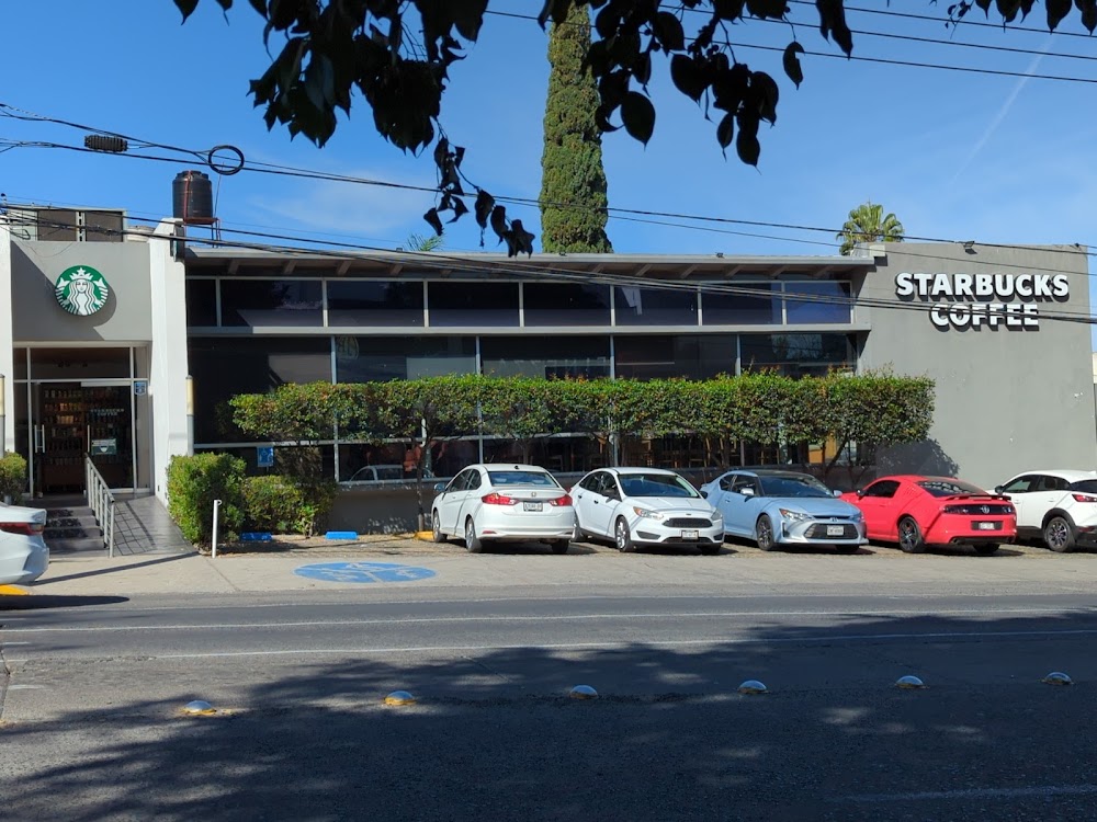 Starbucks Terranova, cafetería en Guadalajara, Jalisco