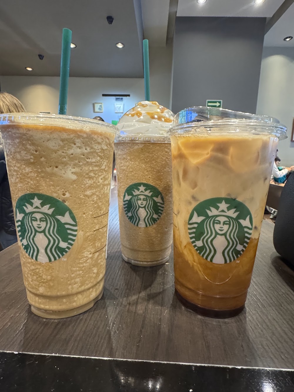 Starbucks Galerias Valle Oriente Mty, cafetería en Monterrey, Nuevo León