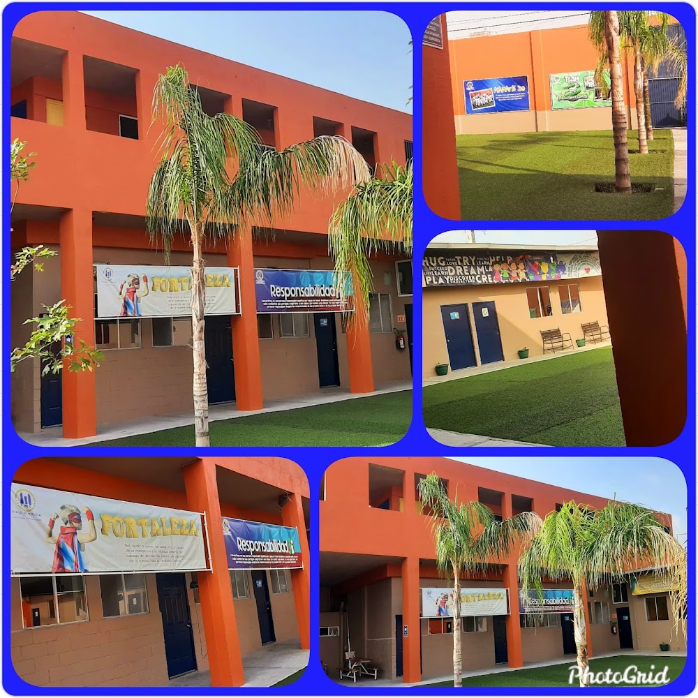 Cooperativa Colegio Tirso De Molina Callegas O, cafetería en Monterrey, Nuevo León