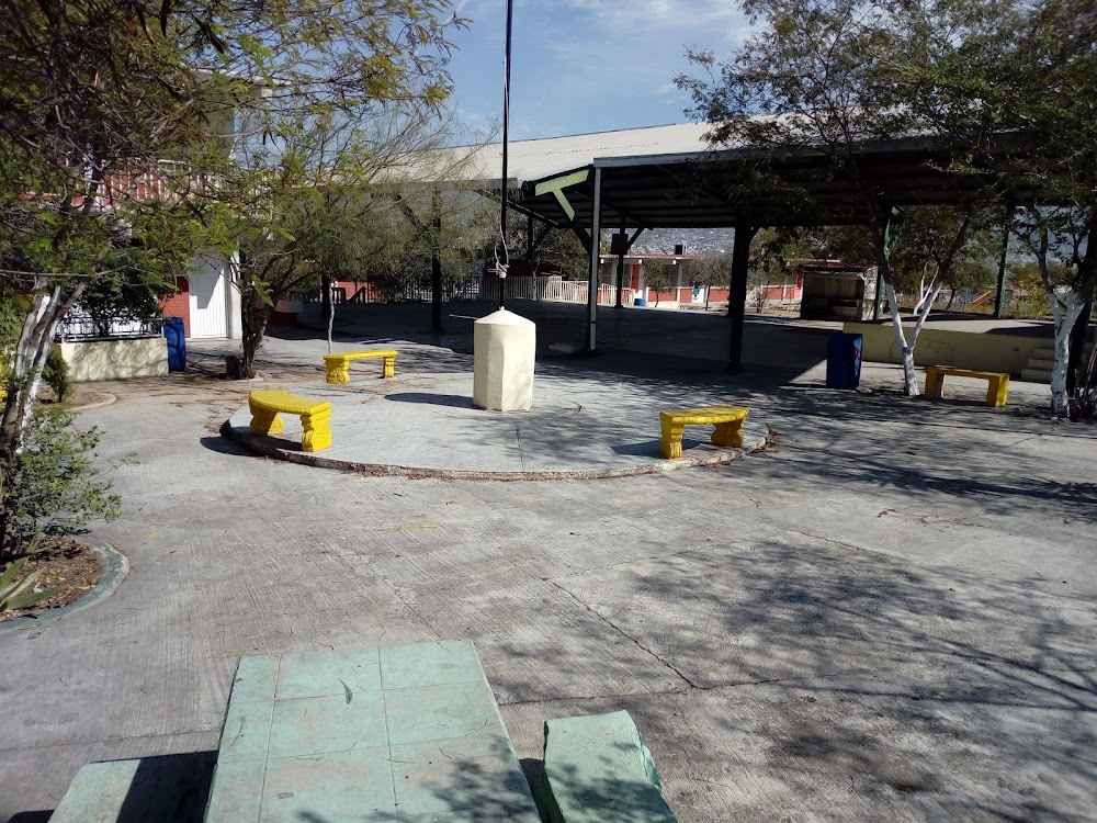 Cooperativa Escolar De La Escuela Primaria Derechos Del Niño Neolones, cafetería en Monterrey, Nuevo León