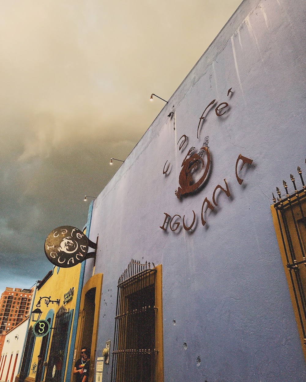 Bodega 1 Cafe Iguana, cafetería en Monterrey, Nuevo León